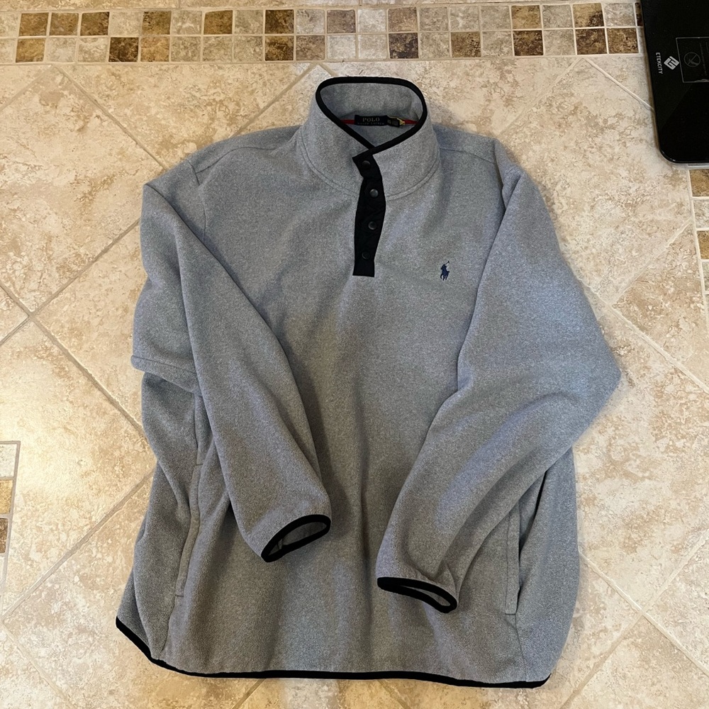Polo Ralph Lauren Gray Pullover with Black Accents